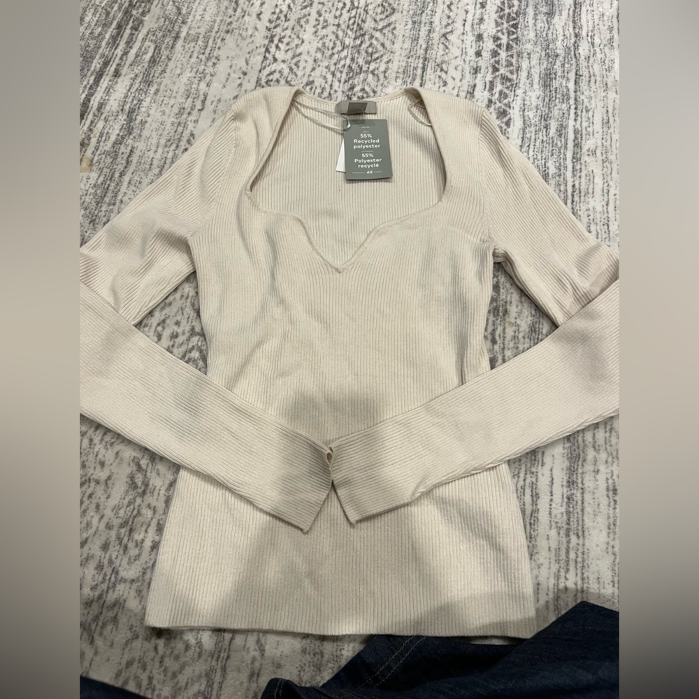 H&M Beige Ribbed Knit Top